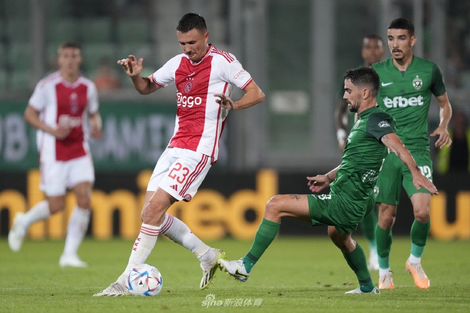 而沃克在防 而沃克在防