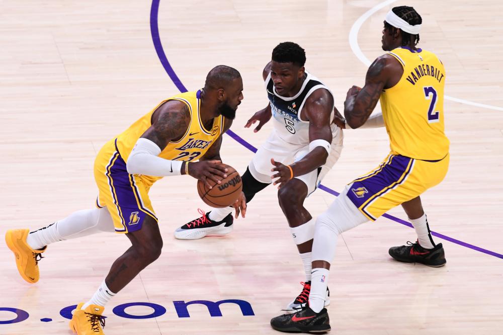 层在私下场 层在私下场